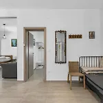 2 Bedroom Gorgeous In *