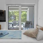2 Bedroom Gorgeous In *
