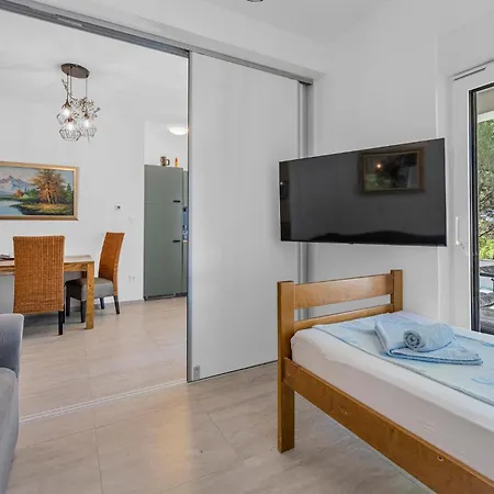 Apartament 2 Bedroom Gorgeous In