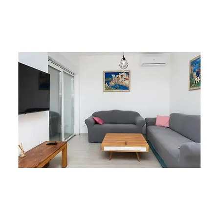 2 Bedroom Gorgeous In Apartament Vodice
